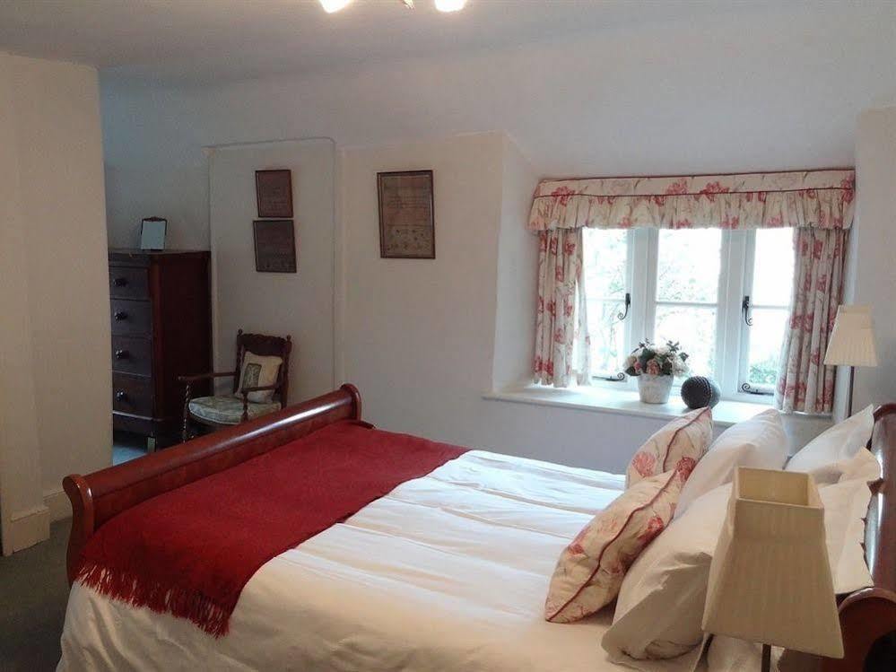 Huxham Farmhouse Bed & Breakfast East Pennard Eksteriør bilde
