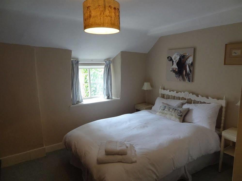 Huxham Farmhouse Bed & Breakfast East Pennard Eksteriør bilde