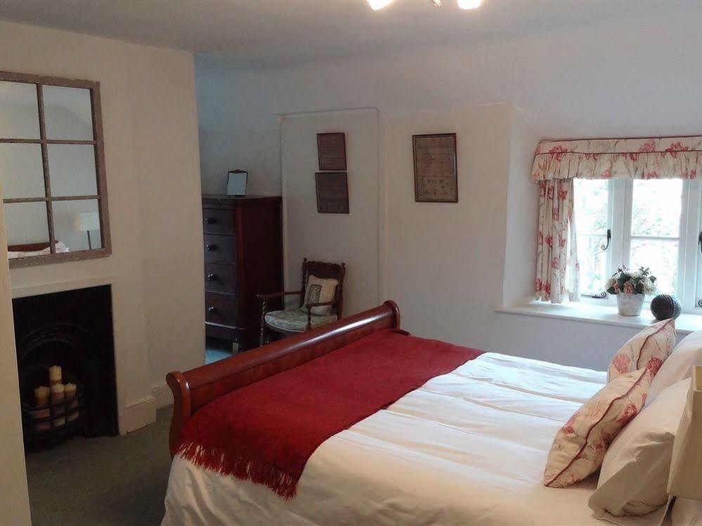 Huxham Farmhouse Bed & Breakfast East Pennard Eksteriør bilde