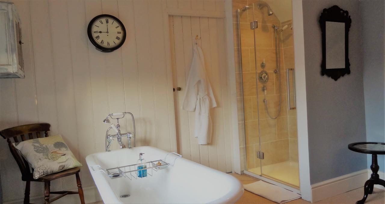 Huxham Farmhouse Bed & Breakfast East Pennard Eksteriør bilde