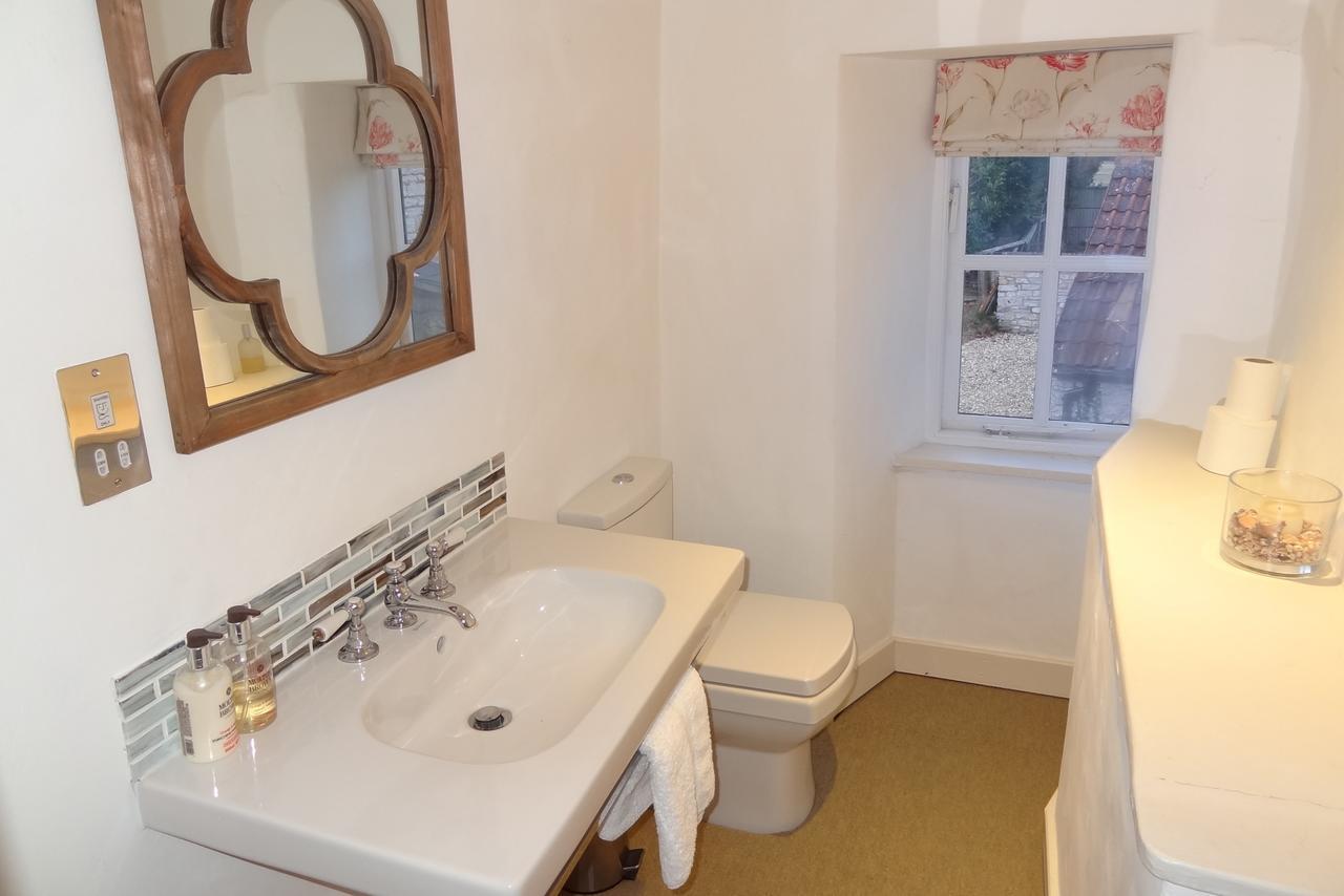 Huxham Farmhouse Bed & Breakfast East Pennard Eksteriør bilde