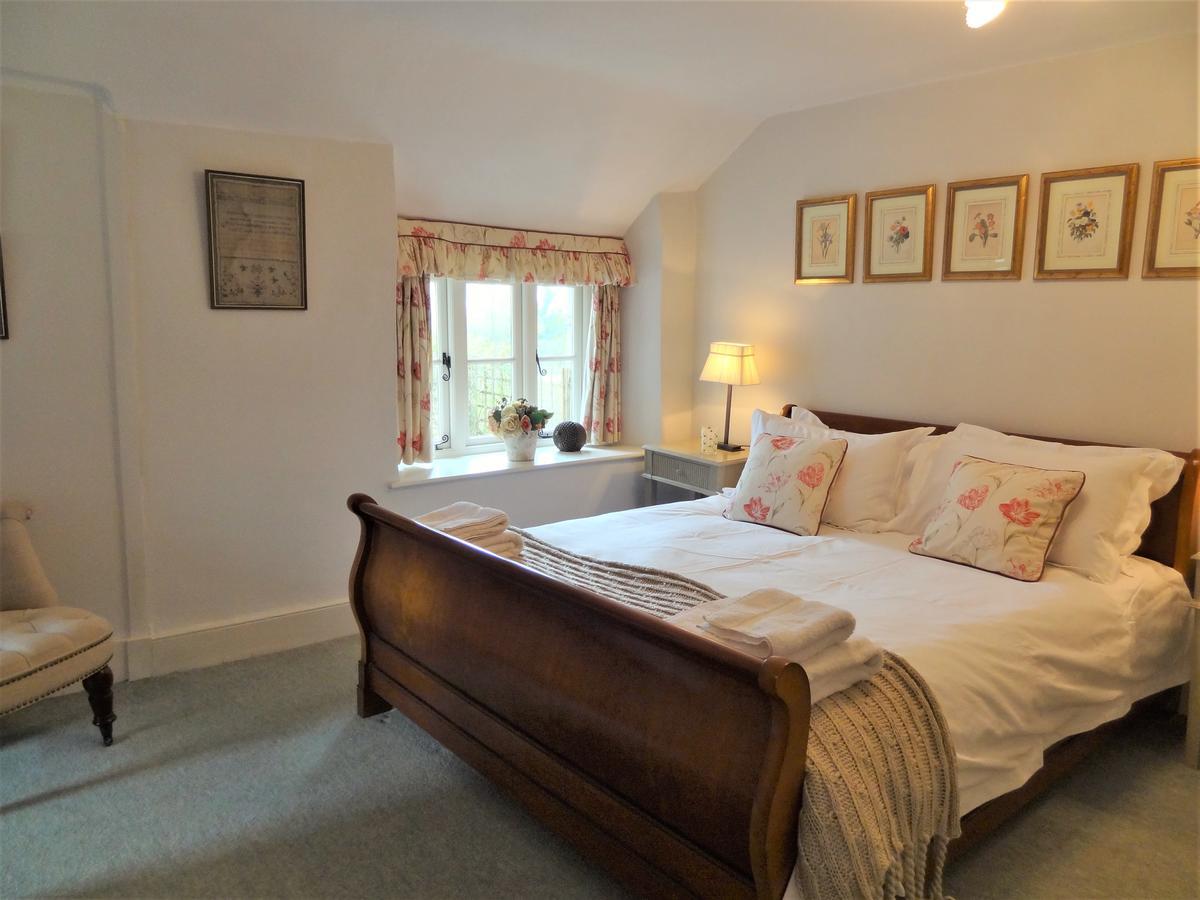 Huxham Farmhouse Bed & Breakfast East Pennard Eksteriør bilde