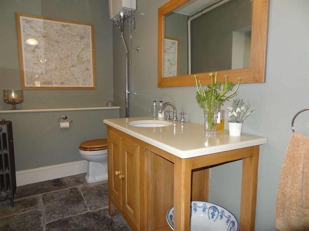 Huxham Farmhouse Bed & Breakfast East Pennard Eksteriør bilde