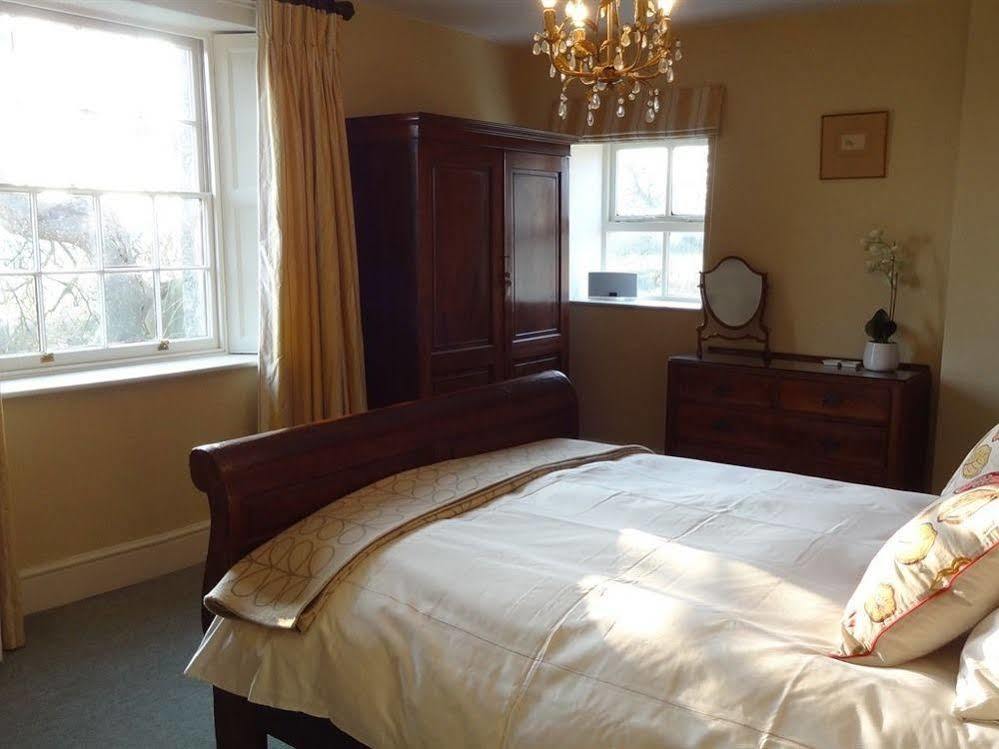 Huxham Farmhouse Bed & Breakfast East Pennard Eksteriør bilde